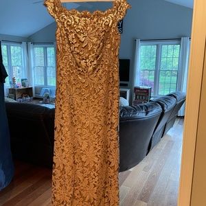 Beautiful BHLDN Mother-of-the-bride dress. Size 14